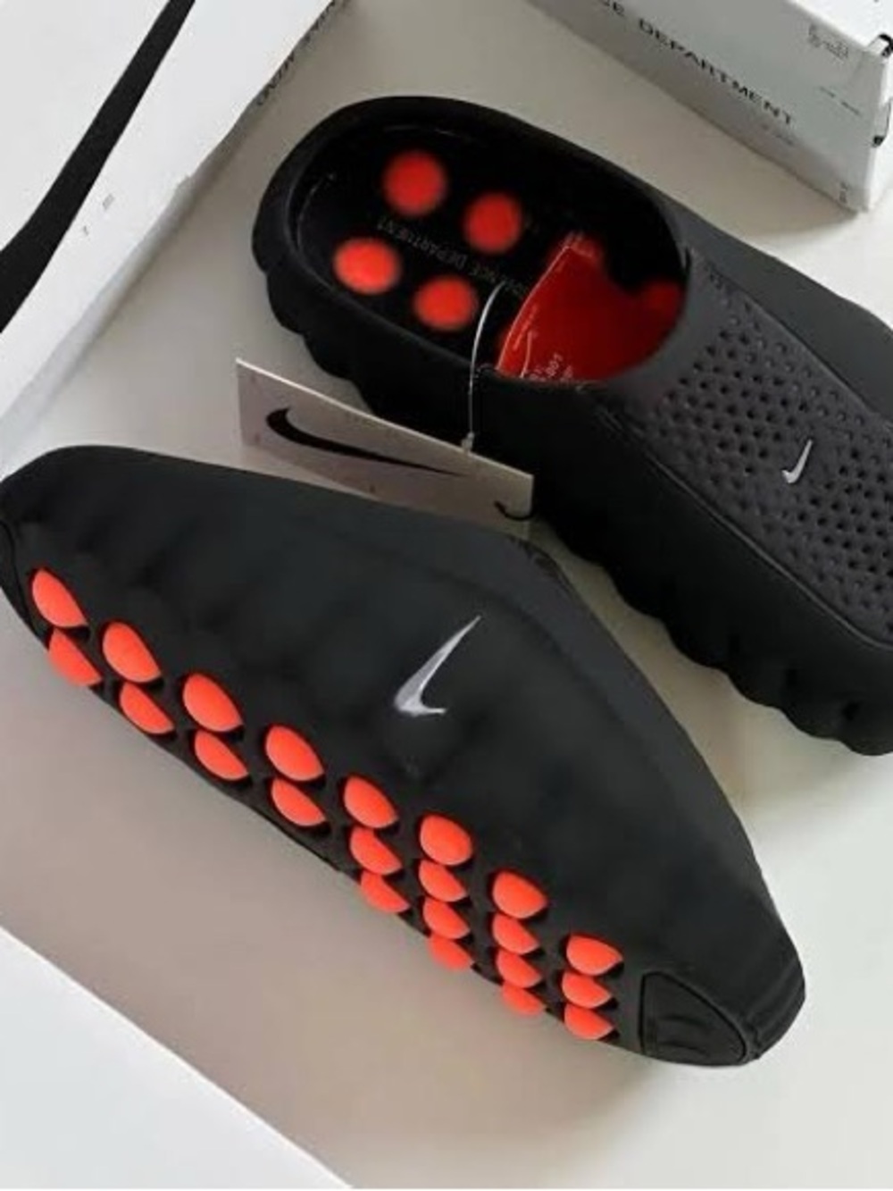 Nike Mind 001 Authentic